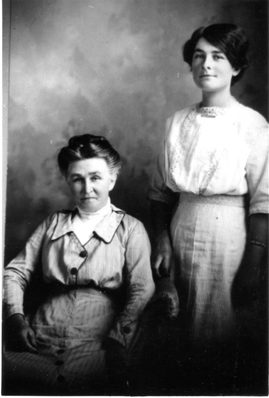 Anna Gibbens Prather and daughter  Etta Prather